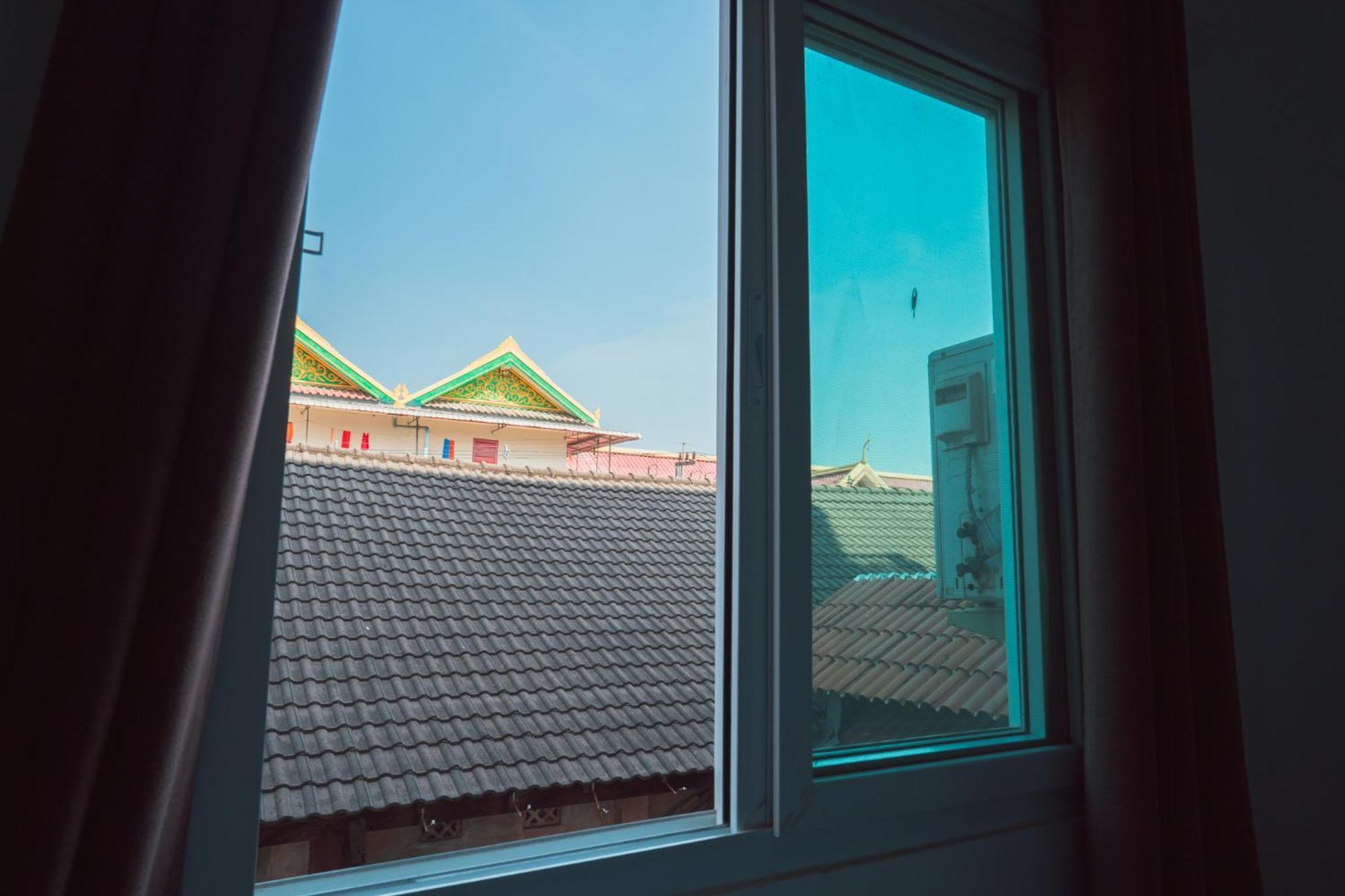 Vientiane Ruby Riverside Hotel Exterior foto